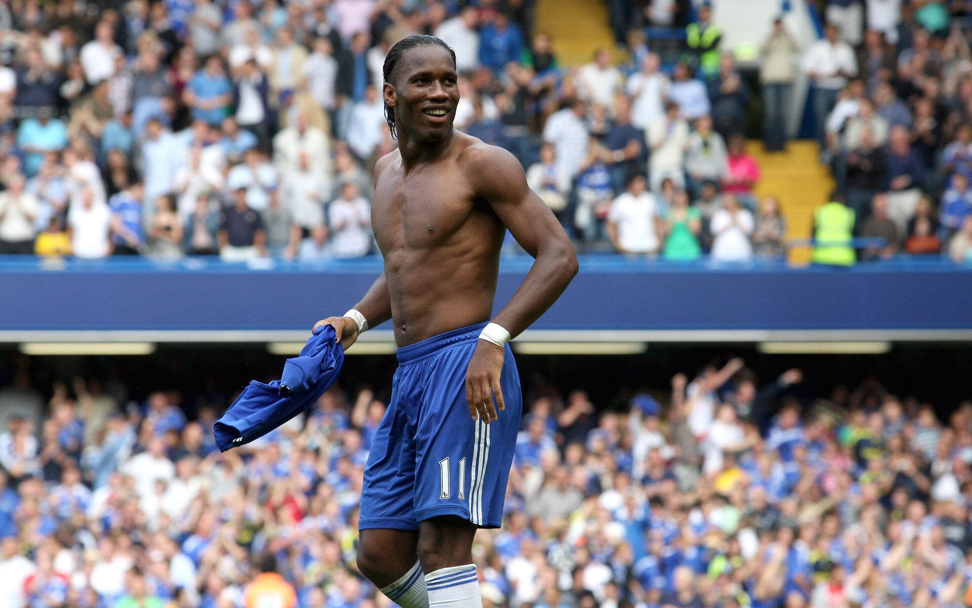 开云官网-关键先生基米希，喧嚣中的宁静，风暴眼中的舵手